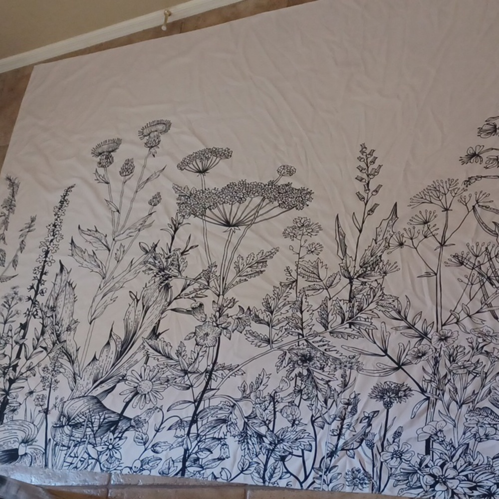 Cream colored plant tapestry for wall